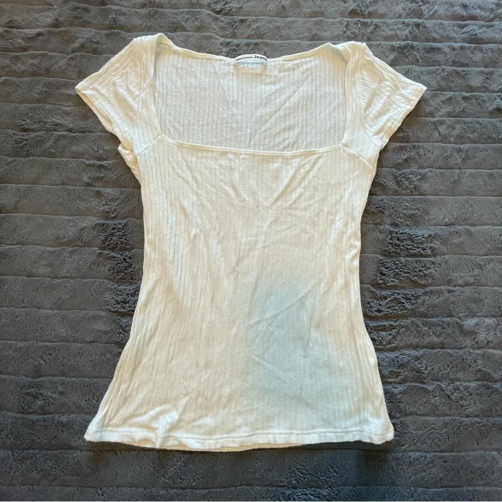 Reformation - Picture 2 of 6